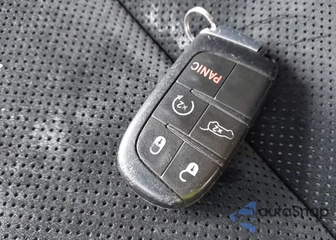 2015 Jeep Grand Cherokee Altitude из США, поврежденный, VIN 1C4RJFAG1FC128905